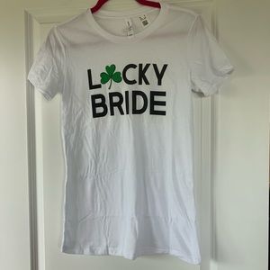 “Lucky Bride” T-Shirt🍍